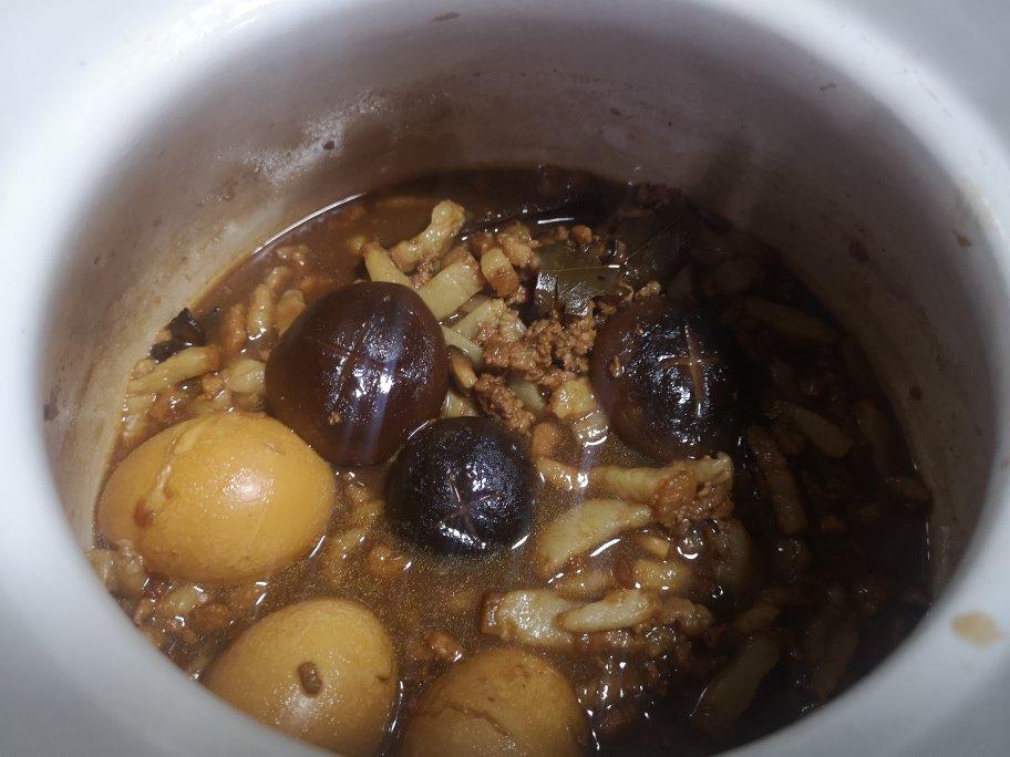 台式卤肉饭