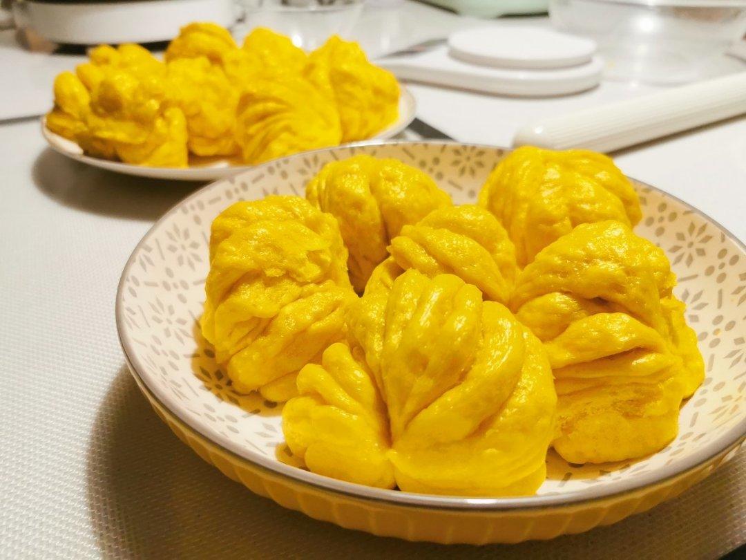 一根筷子卷出盘丝花卷（南瓜花卷）