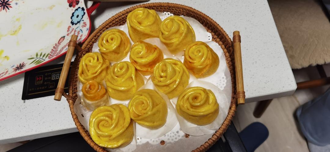 一发奶香小馒头，口感特别好！