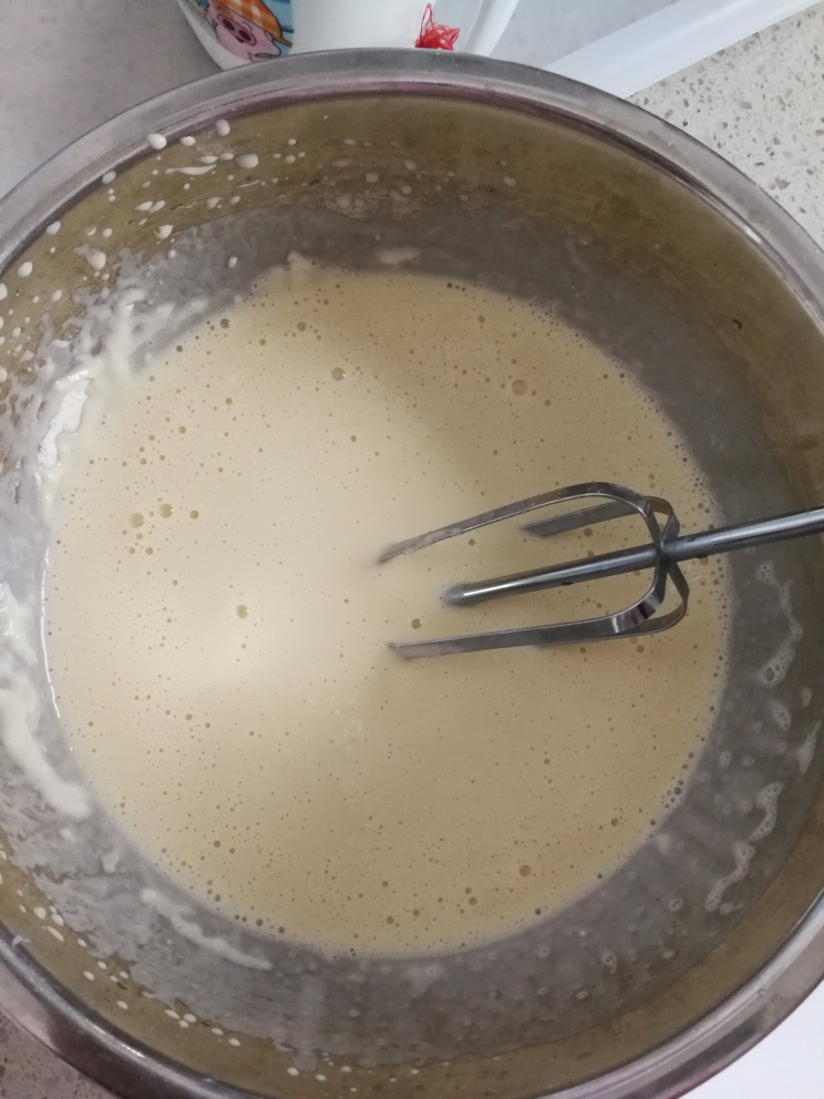 白糖锅炸的做法 步骤2
