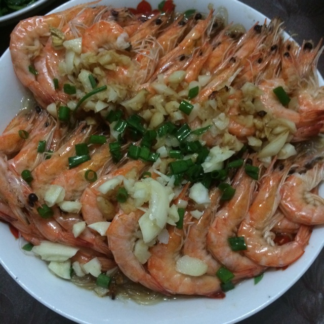 蒜蓉粉丝蒸大虾