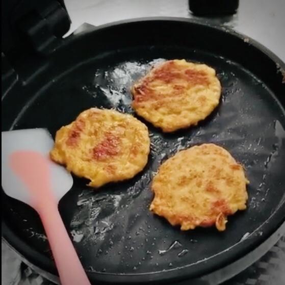 【蔬菜鸡肉饼】