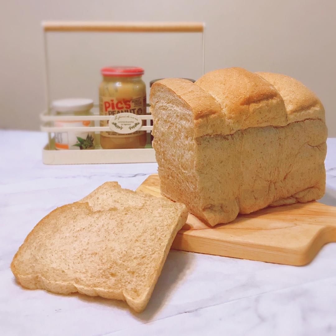 全麦吐司（50%全麦含量）低卡，低热量