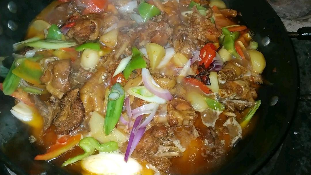 新疆特色大盘鸡（附加皮带面做法）