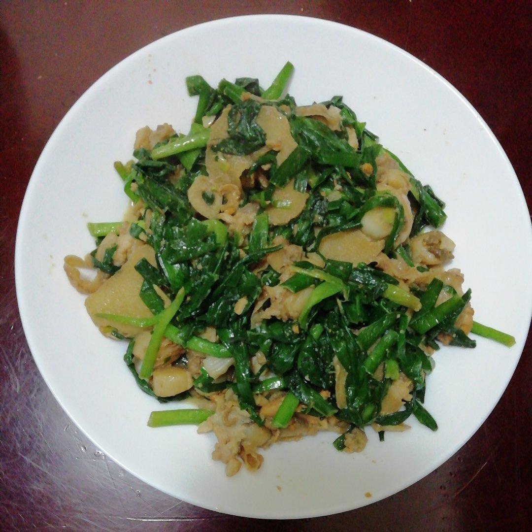 扇贝肉炒韭菜