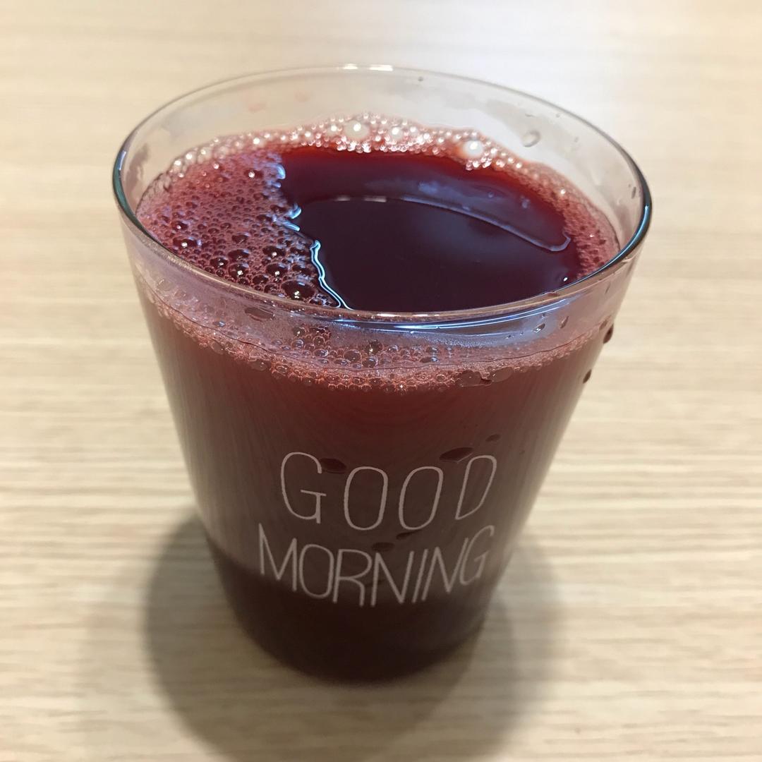 酸甜爽口的杨梅汁
