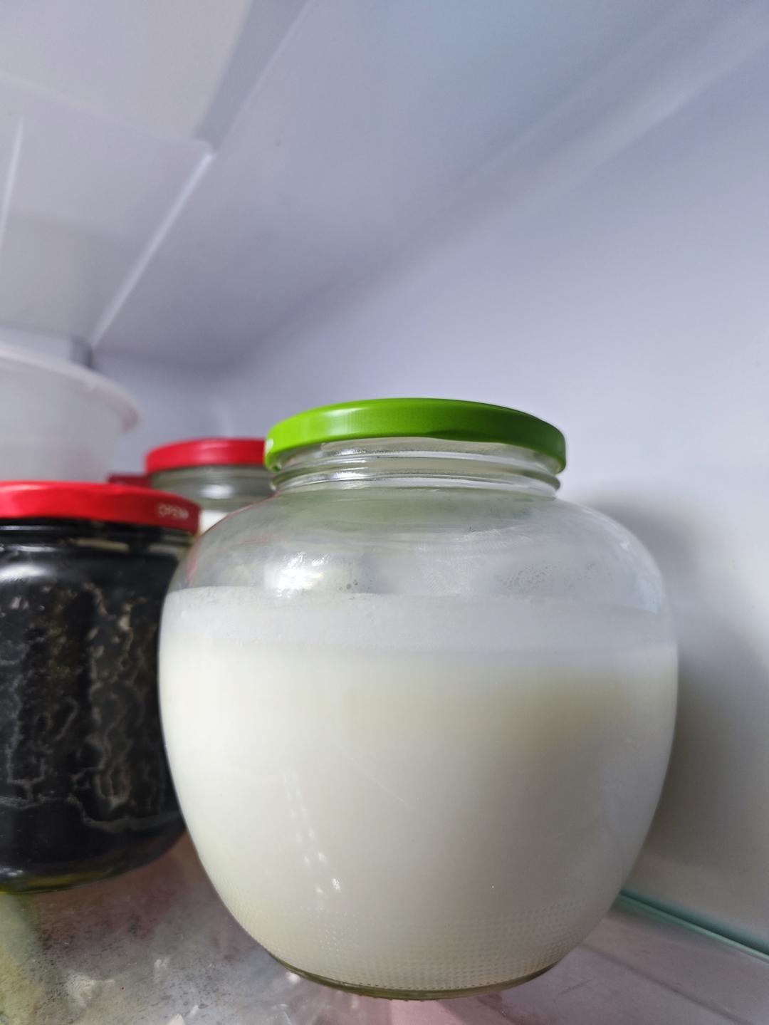 不会粘锅的铁锅炼猪油——超香超简单！的做法