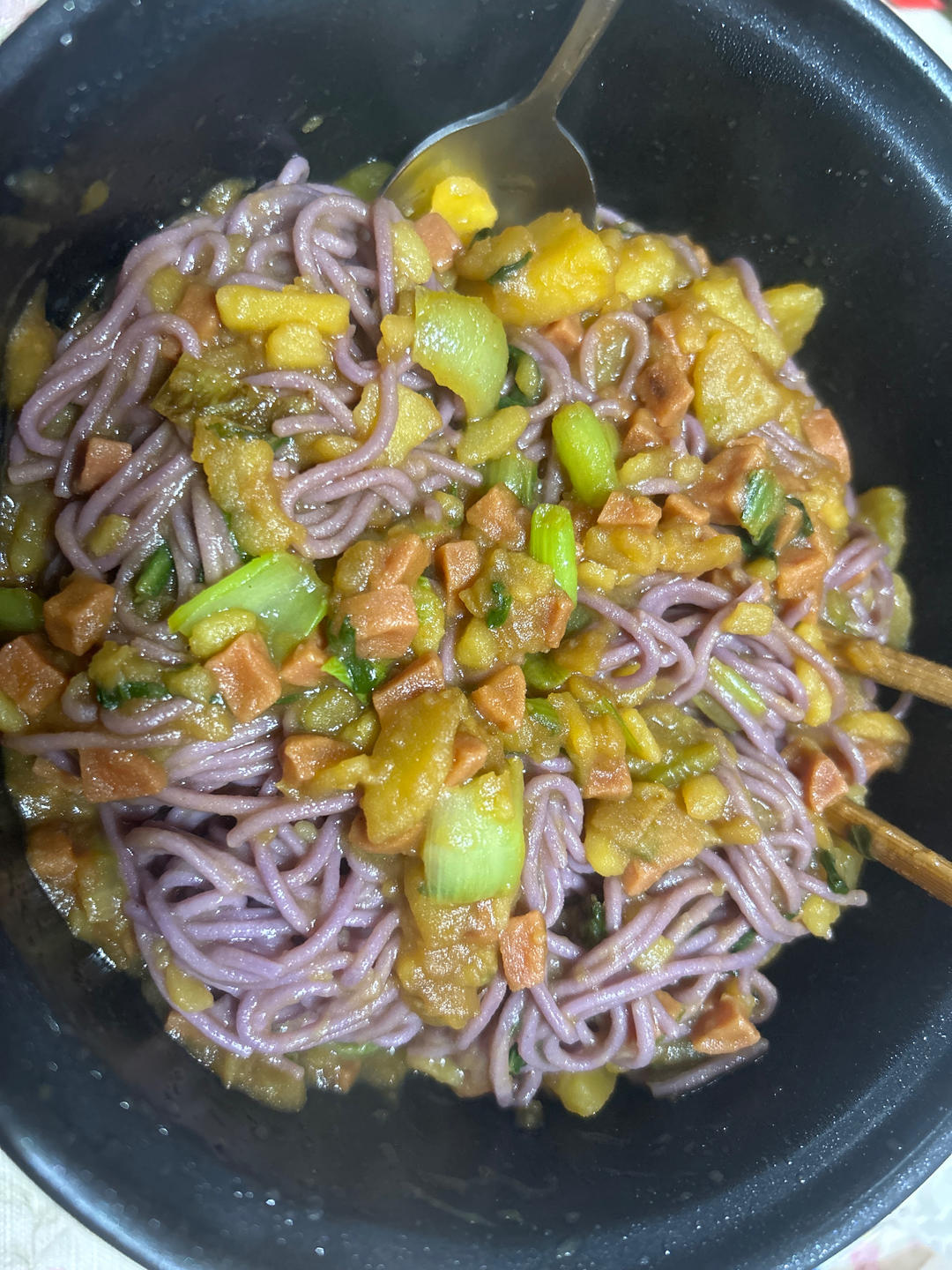 大人小孩爱吃的土豆泥拌面