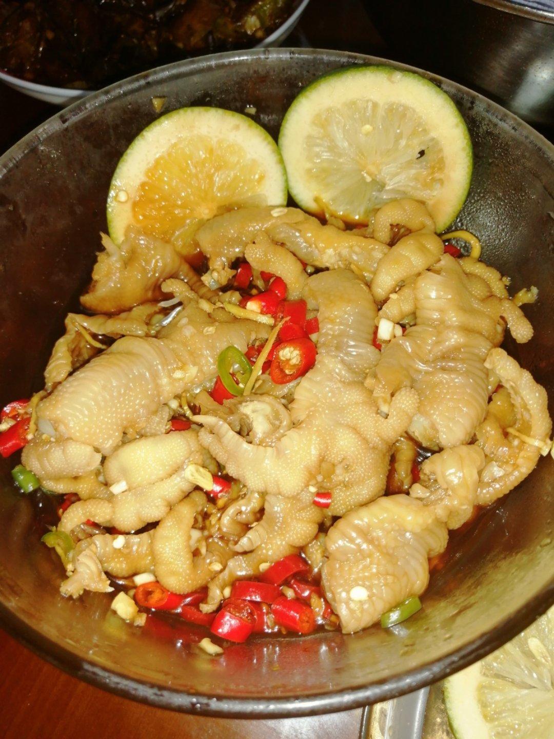 秘制柠檬酸辣鸡爪