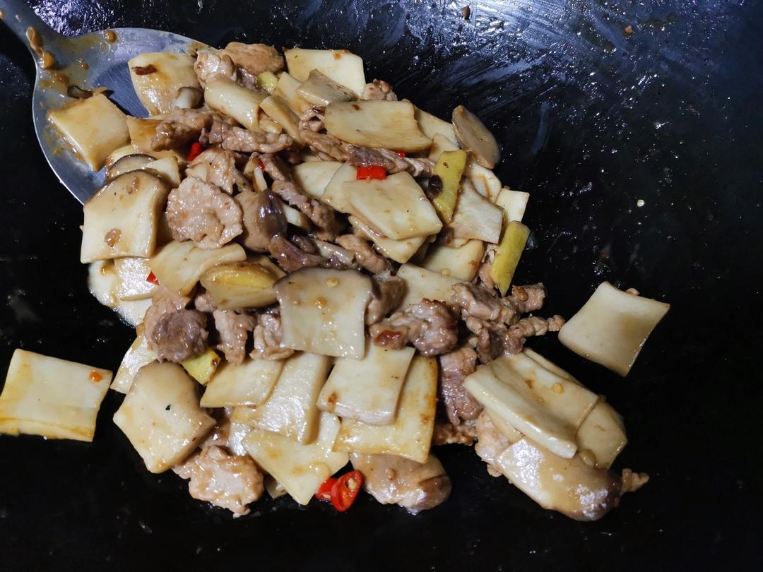 杏鲍菇炒肉片