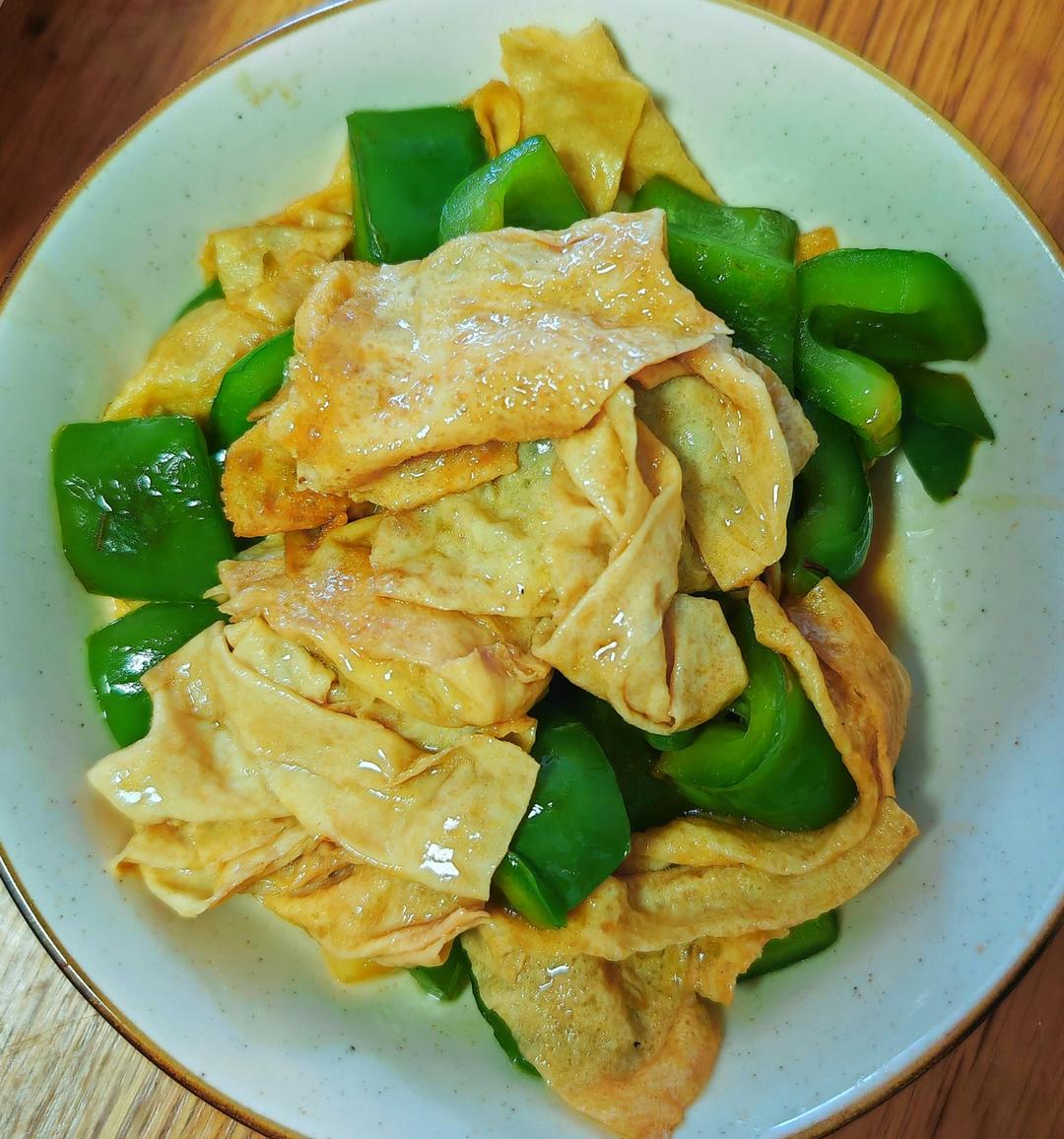 今日菜谱：清炒豆皮