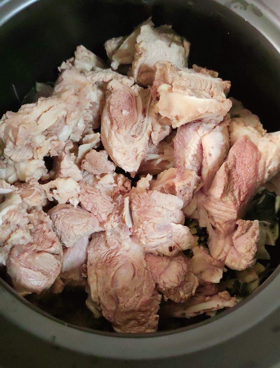 清热去火的白菜干猪骨汤的做法 步骤7