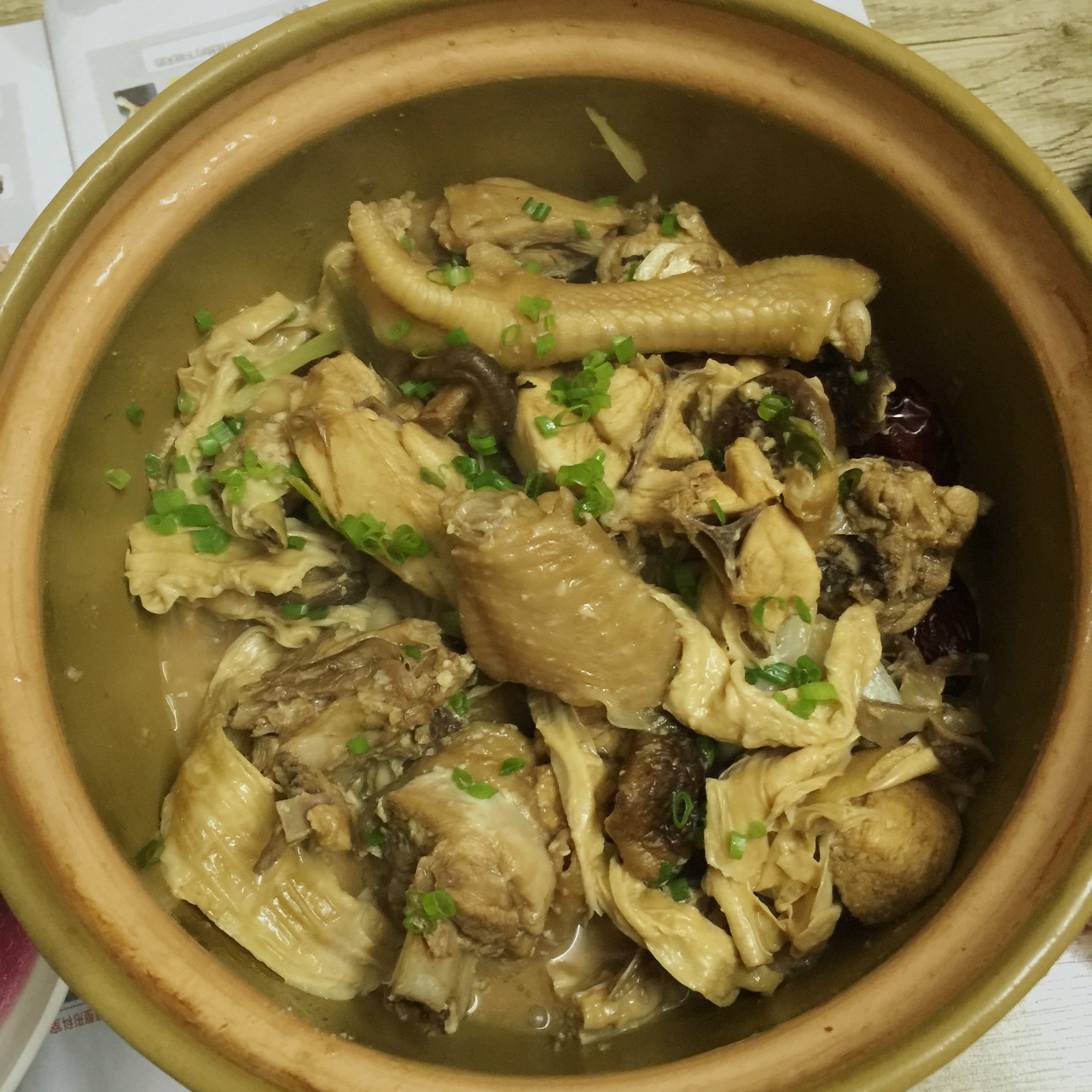 可乐做的腐竹香菇鸡煲