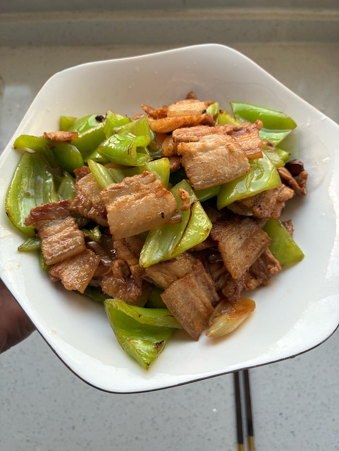 青椒小炒肉家常菜谱（鲜香下饭、超简单）