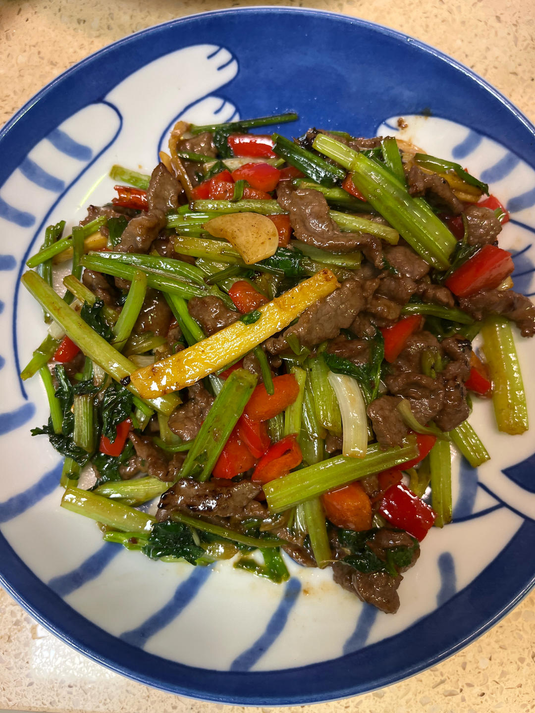 小炒黄牛肉，肉嫩味香！太好吃了简直是米饭杀手！