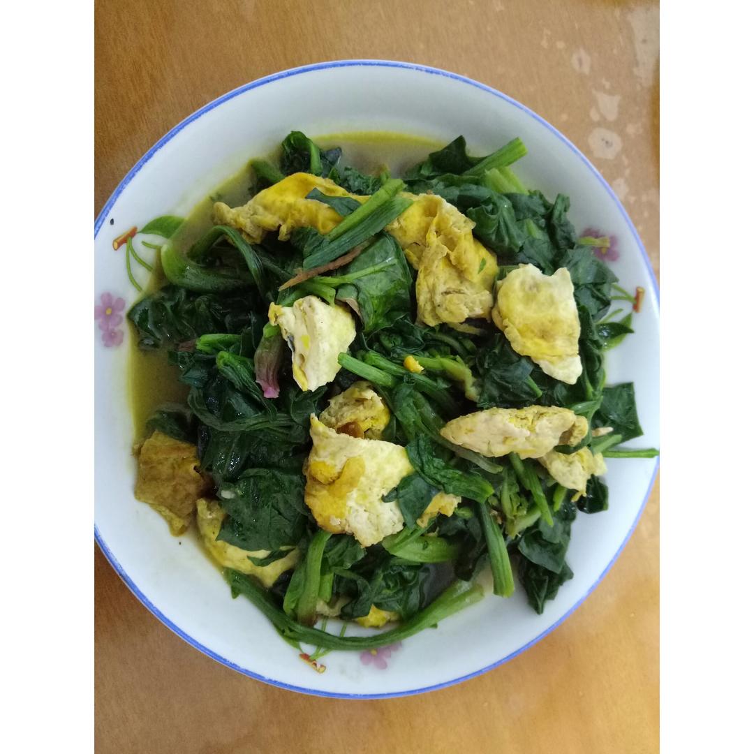菠菜炒鸡蛋