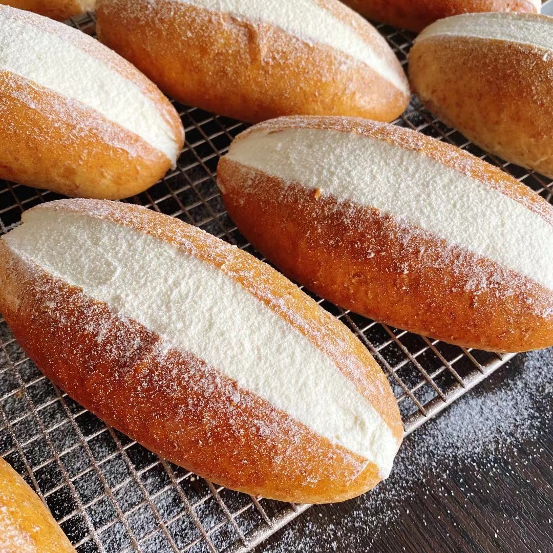 香草奶油全麦面包｜ 一块面团撸两种包的做法