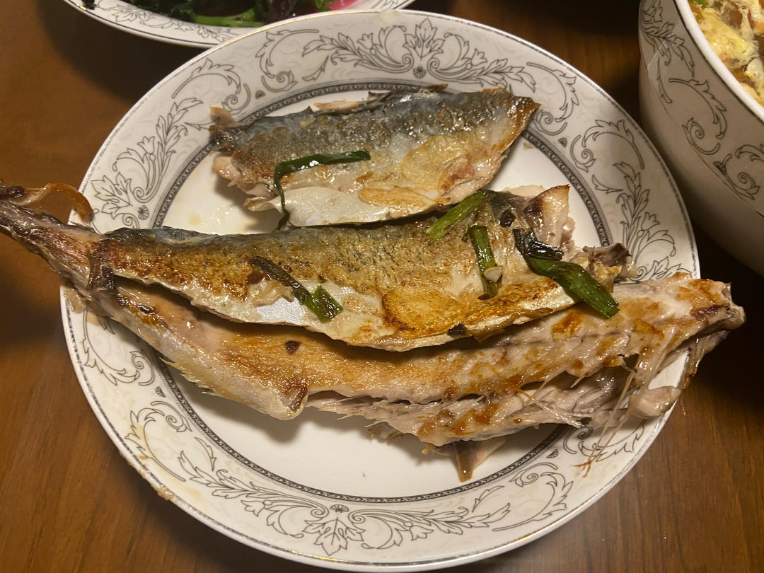 次了再减做的非常简单的香煎青占鱼