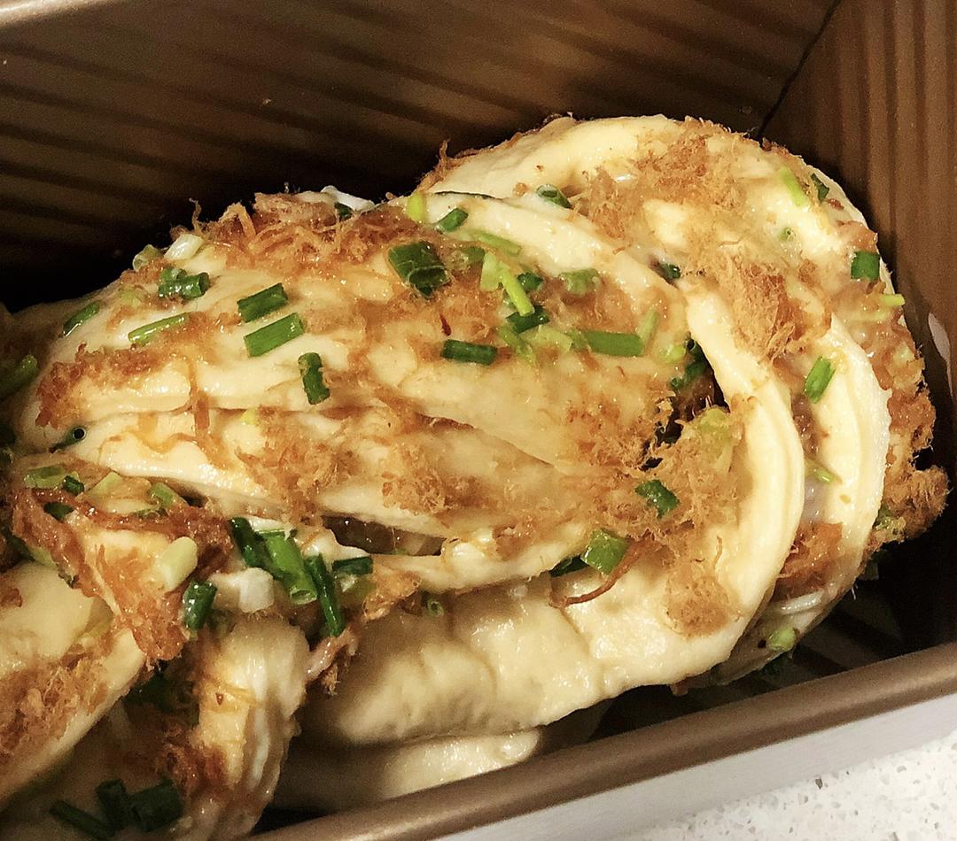 香葱肉松手撕吐司