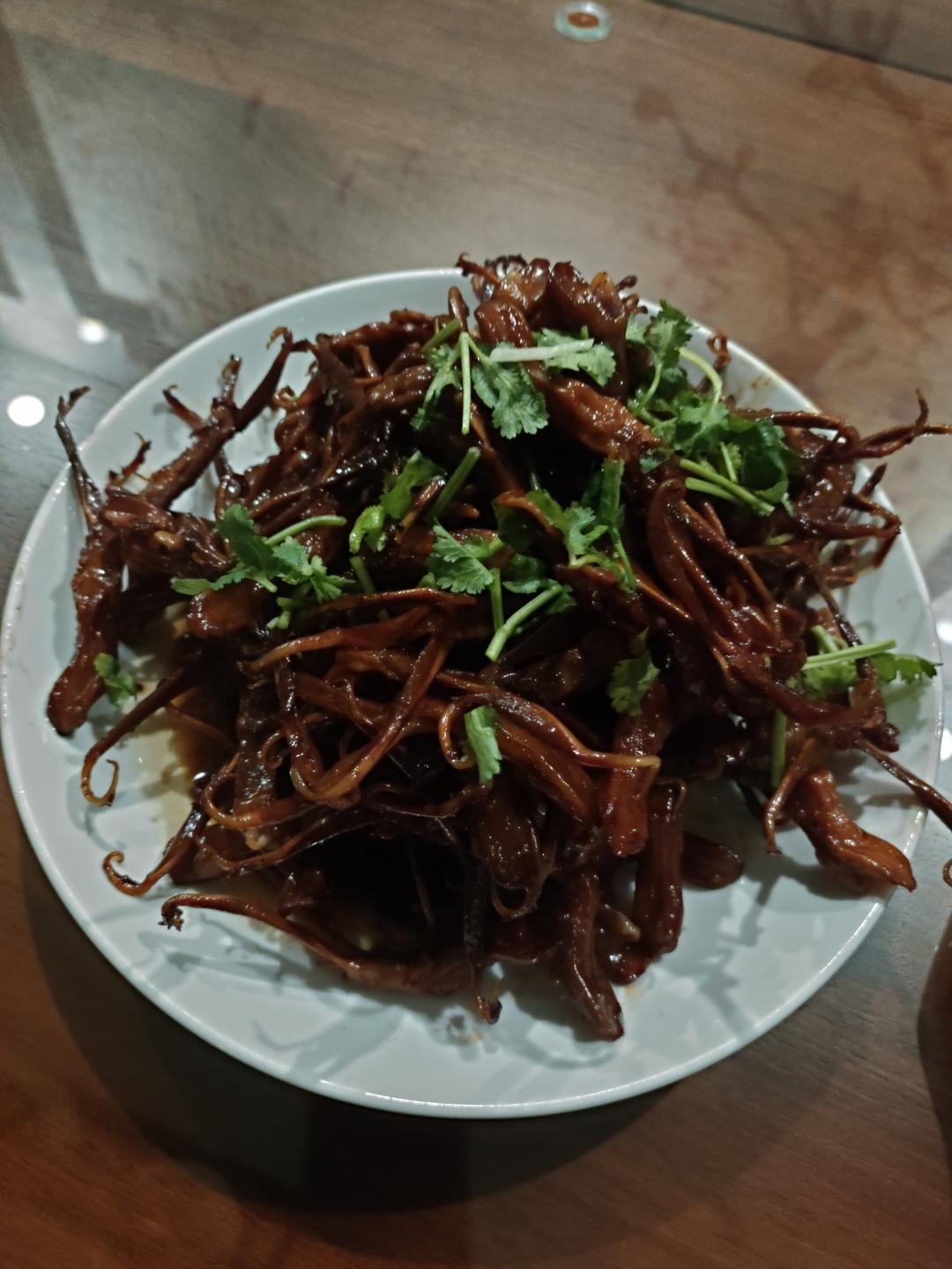 好吃的鸭舌头