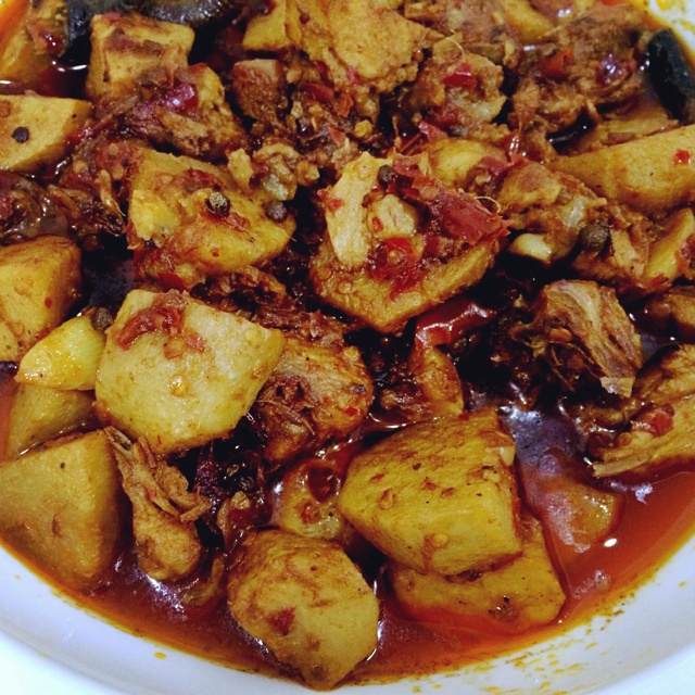 超简单!红烧芋儿鸡