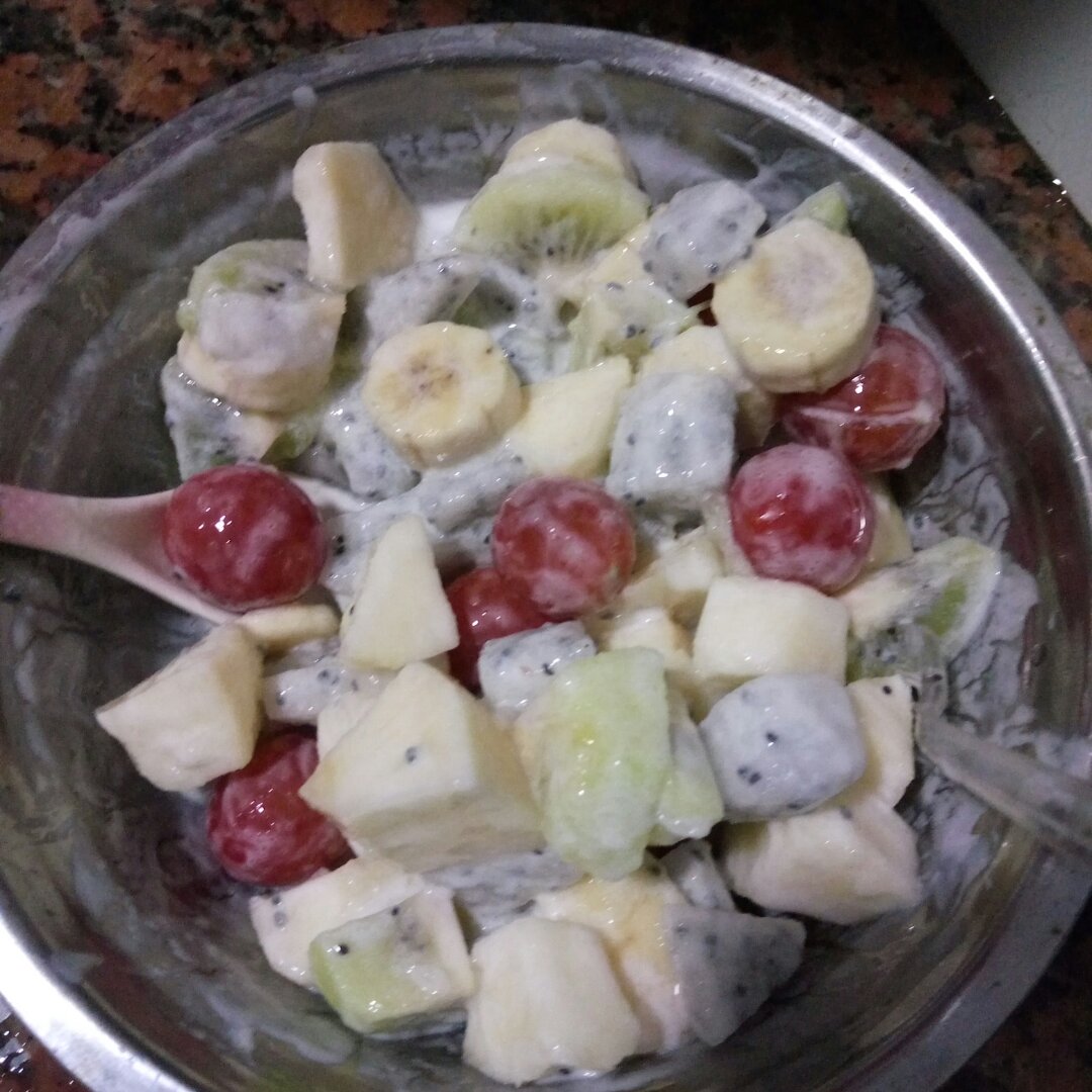 酸奶水果沙拉