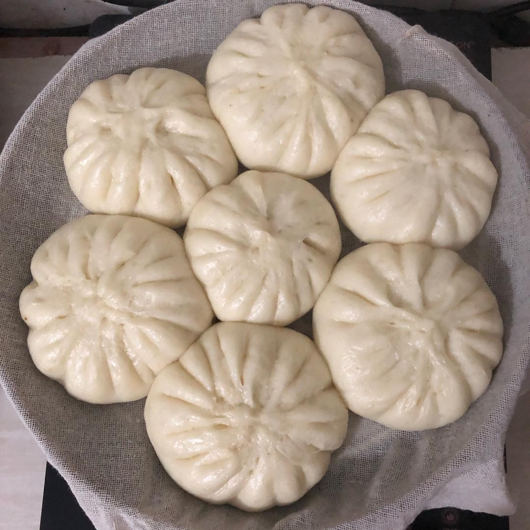 酱肉包子