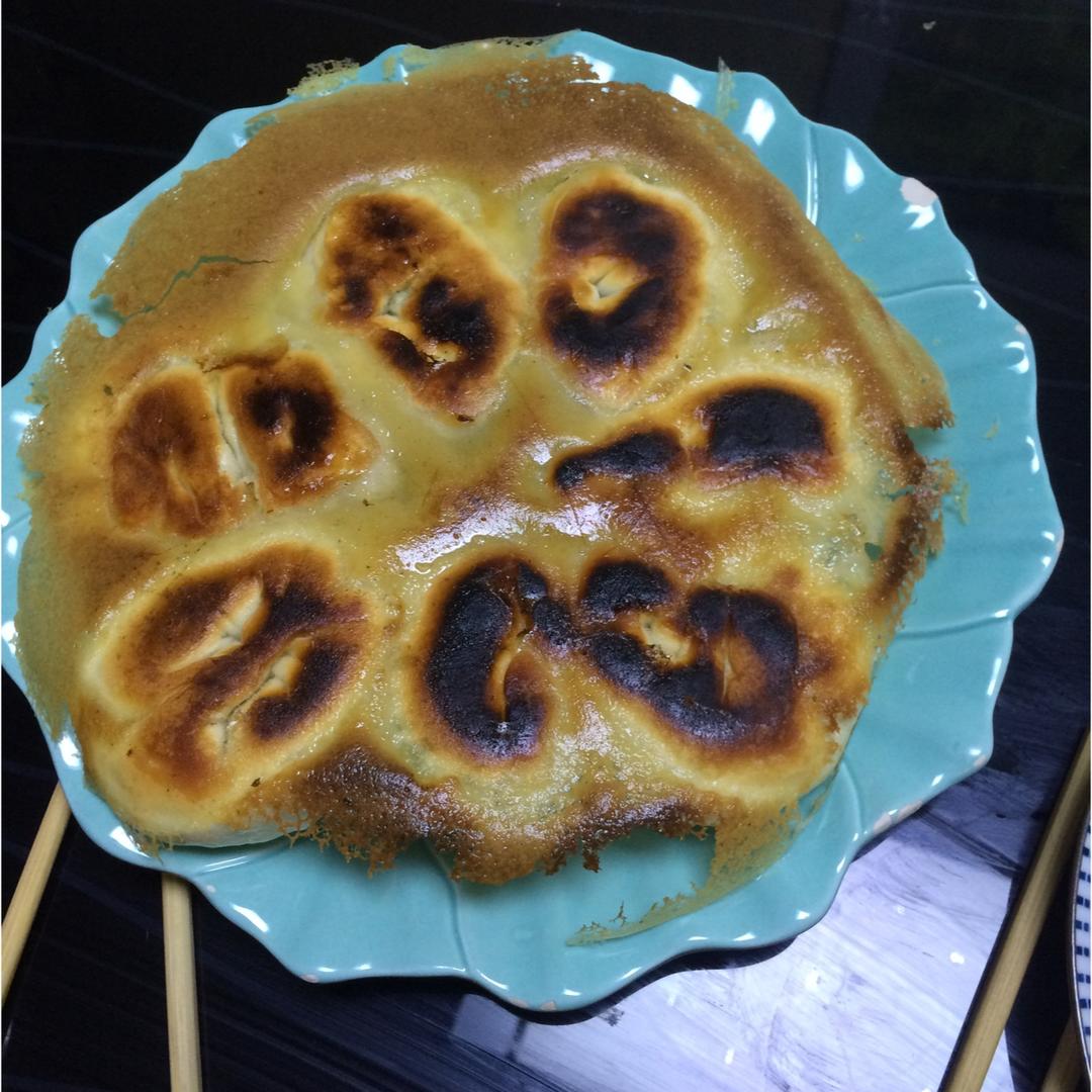 水煎包（韭菜）Fried Dumplings
