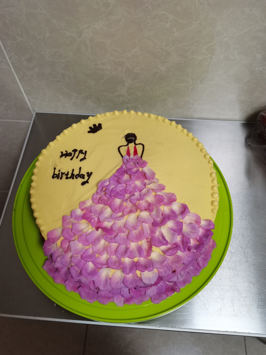 花瓣裙子蛋糕的做法
