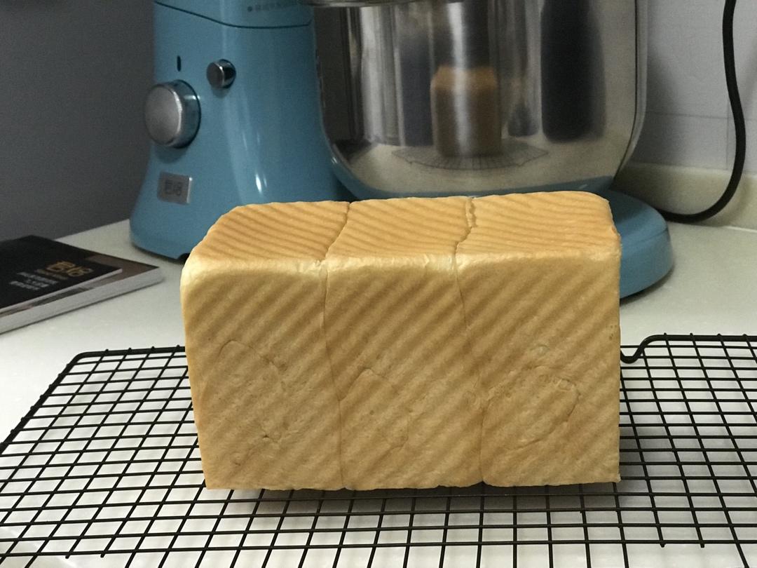 好吃的蜜红豆吐司