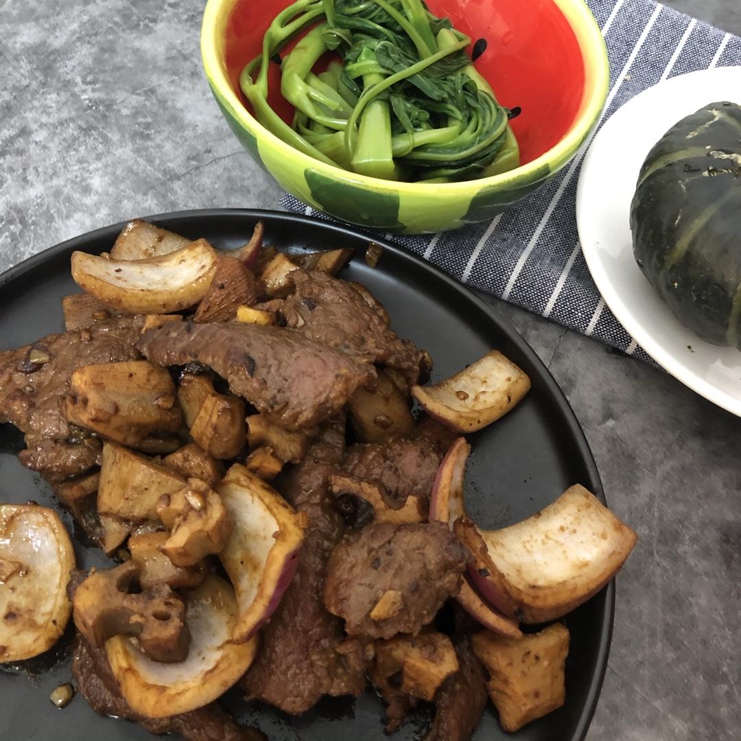 【小高姐】青椒牛肉 如何炒出嫩滑的牛肉