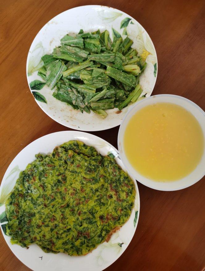 芹菜叶鸡蛋饼～低脂减肥蔬菜饼