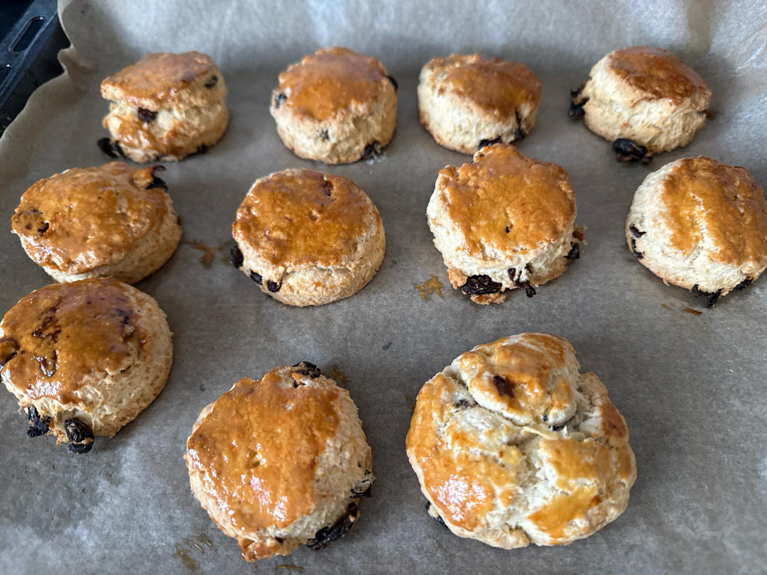 完美裂纹～百分百成功的超好吃奶香司康（禁止搬运）