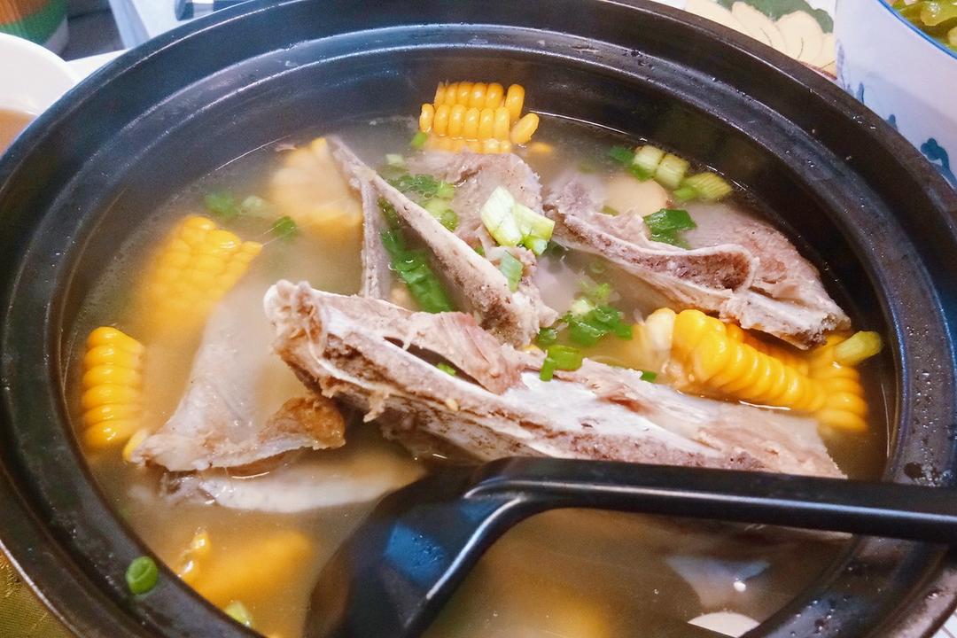 玉米排骨汤