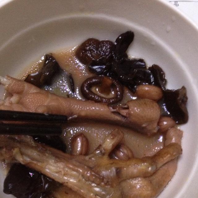 煲煮 凤爪的做法