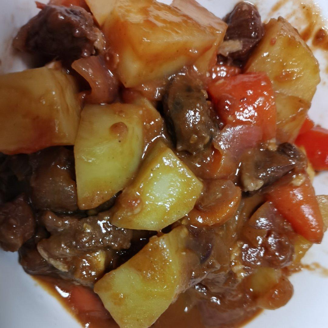 土豆炖牛肉