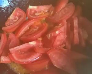 番茄卷心菜的做法 步骤1