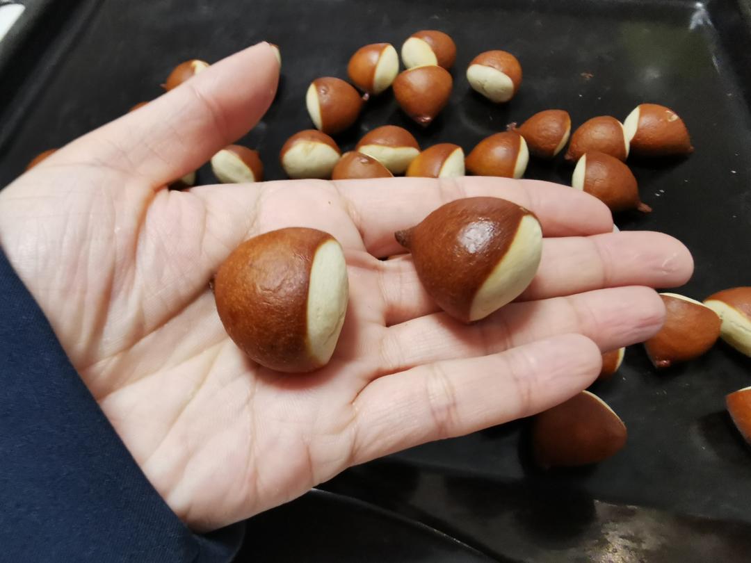举个栗子｜超可爱的mini 栗子碱水面包