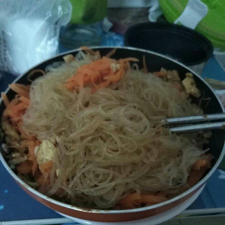 酱鸡蛋拌面