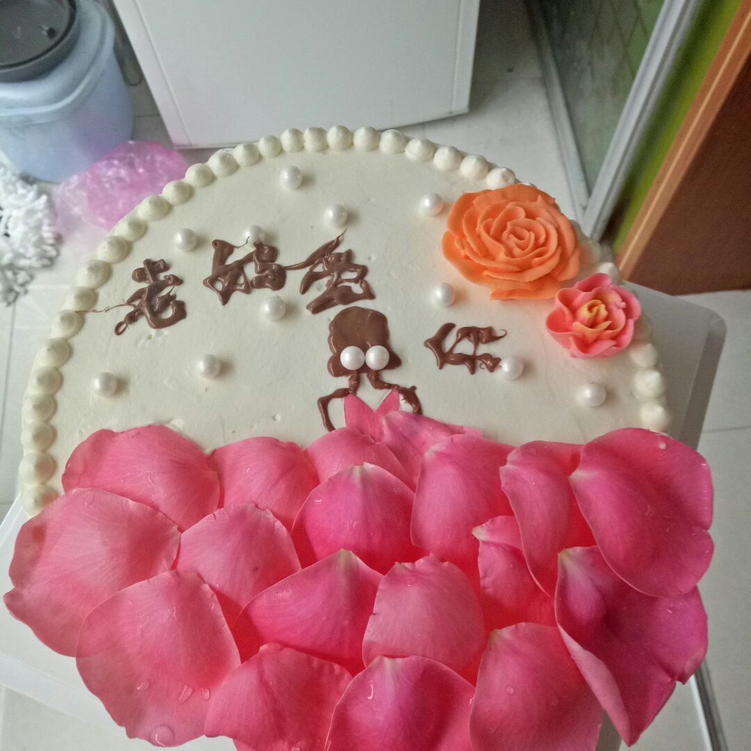 玫瑰花奶油蛋糕