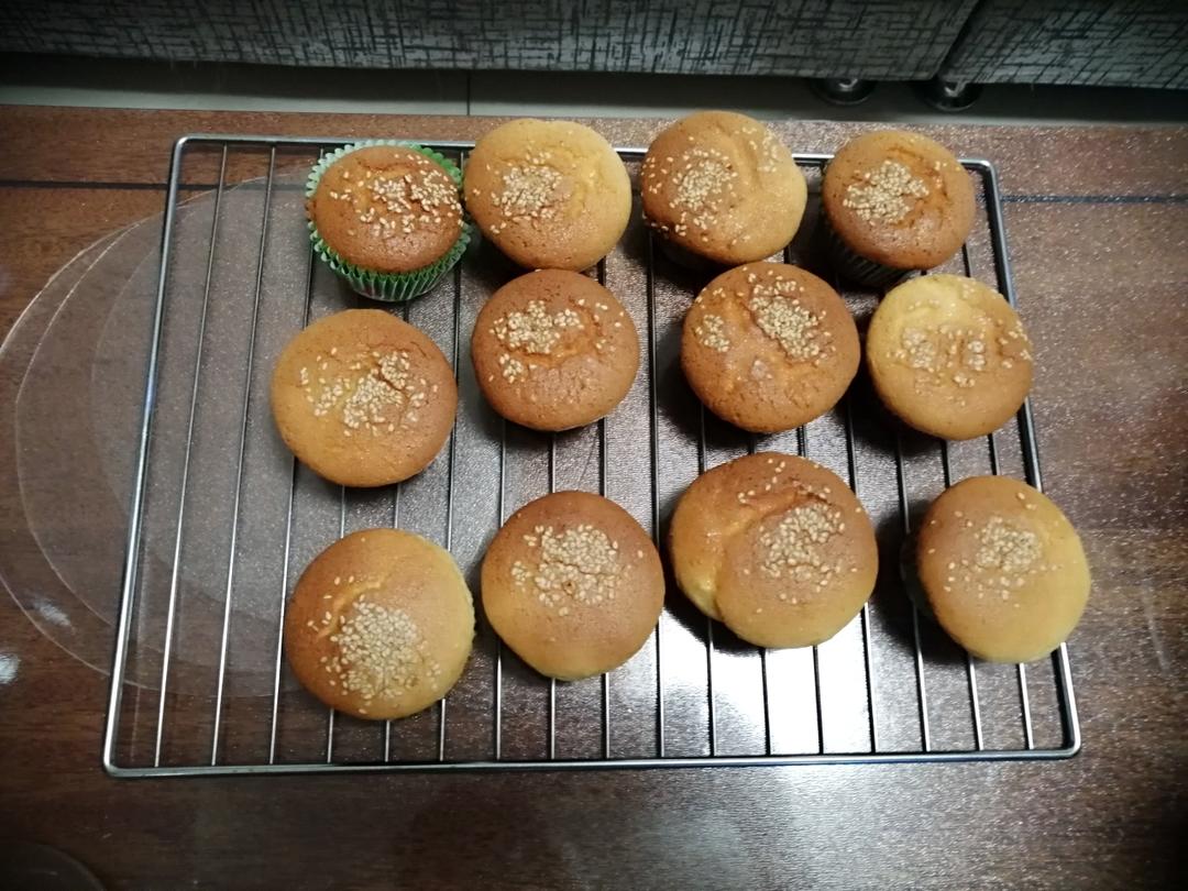 脆皮蜂蜜鸡蛋糕