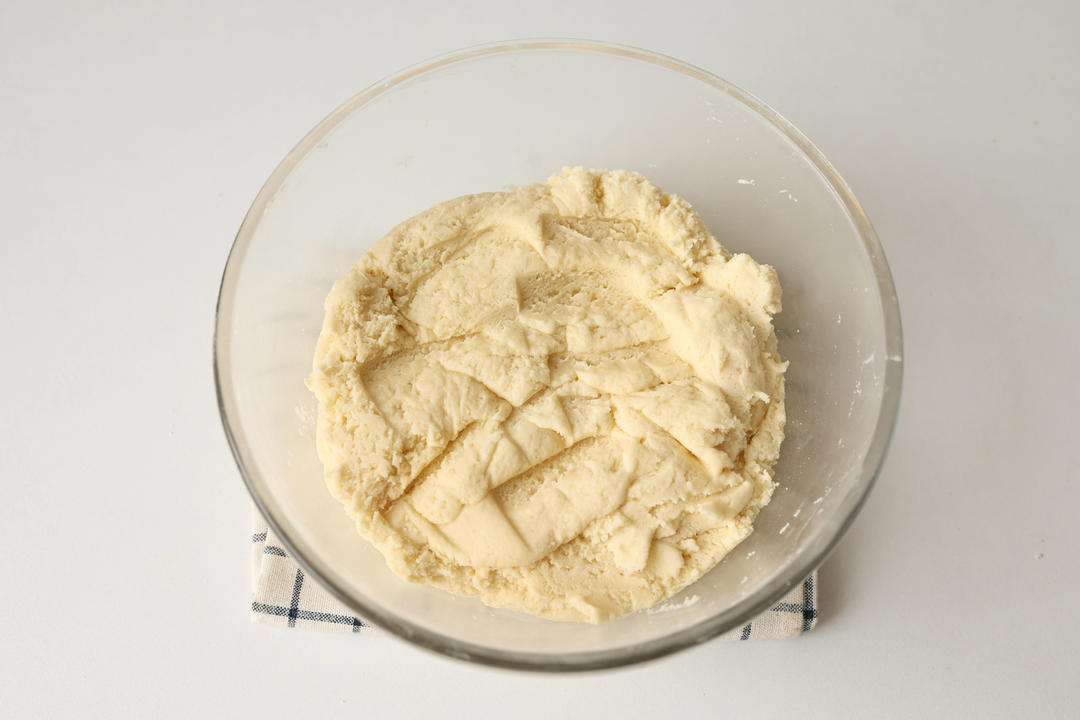 锁死这个万能饼干面团｜两口味曲奇饼干的做法 步骤9