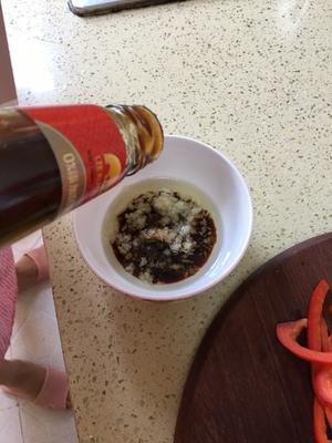 快手菜−蒜泥蚝油生菜的做法 步骤3