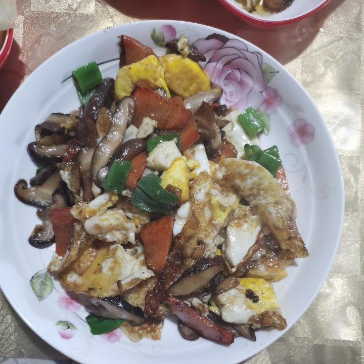 香菇炒鸡蛋