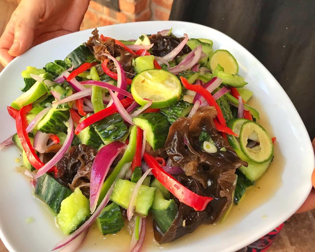 傣味凉拌青瓜木耳的做法