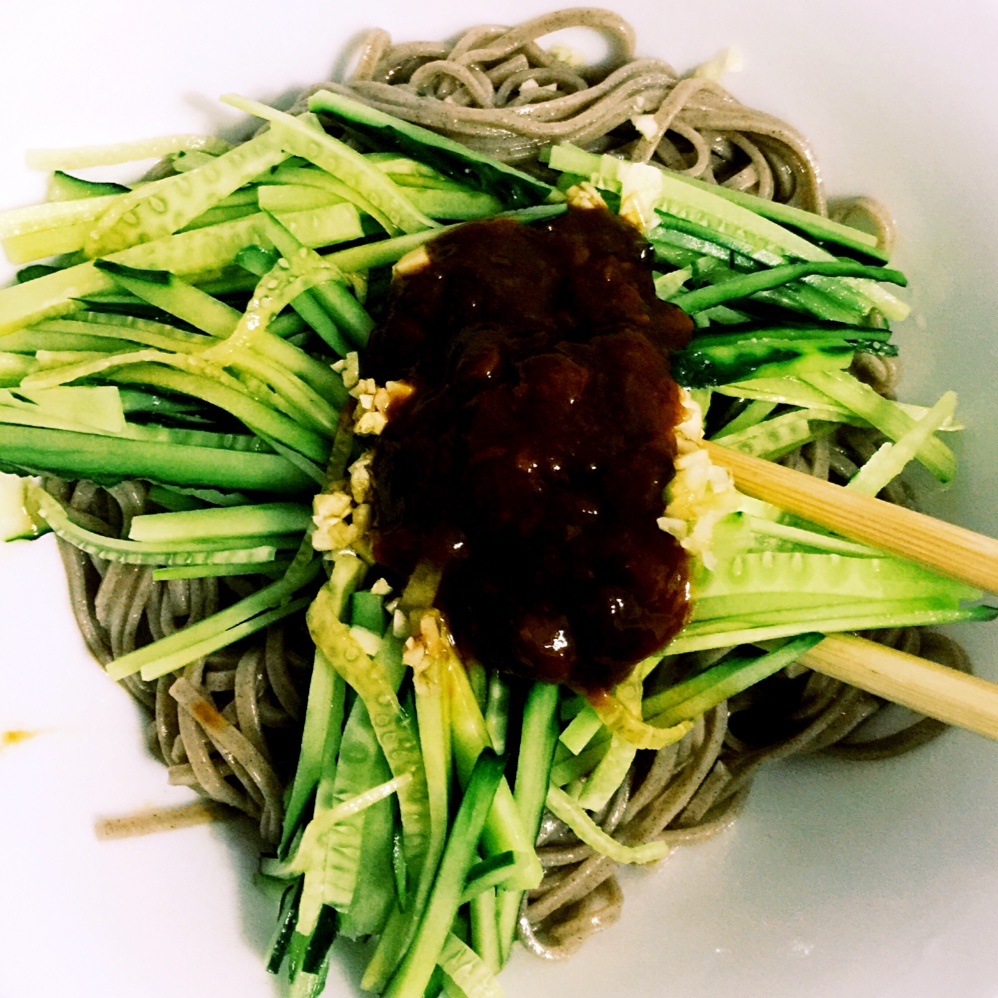 夏日快手凉拌面