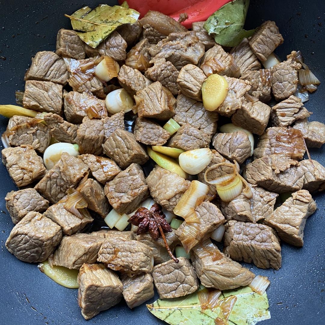 番茄土豆炖牛腩
