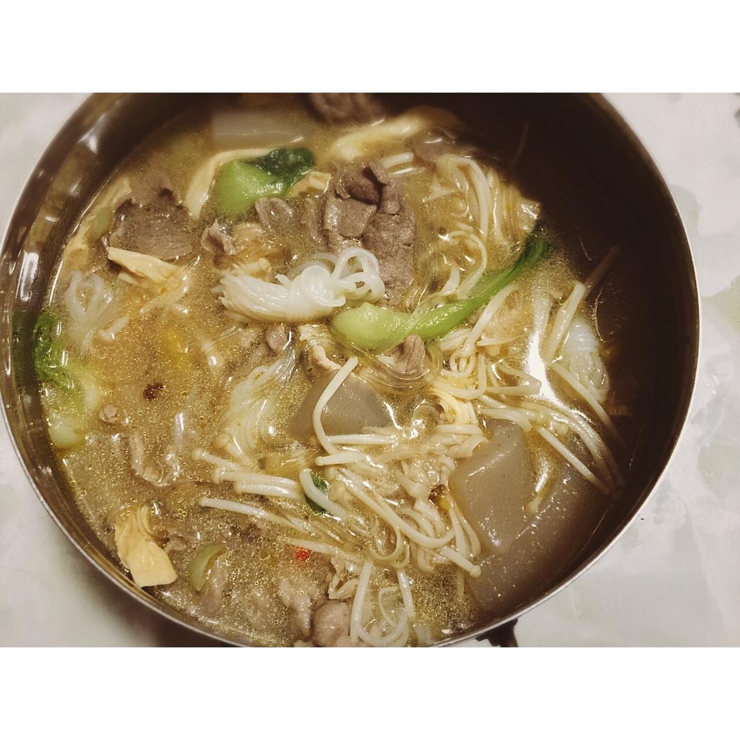 酸汤肥牛