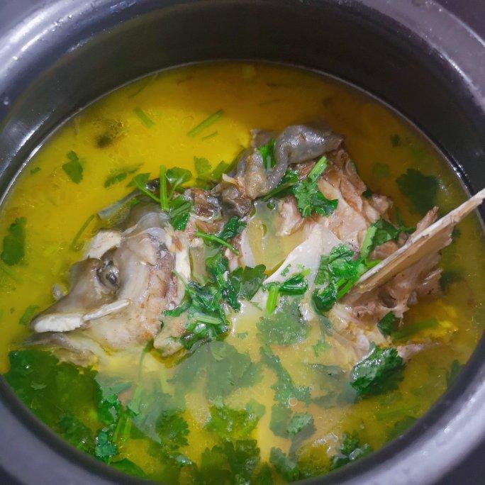 砂锅鱼头炖豆腐