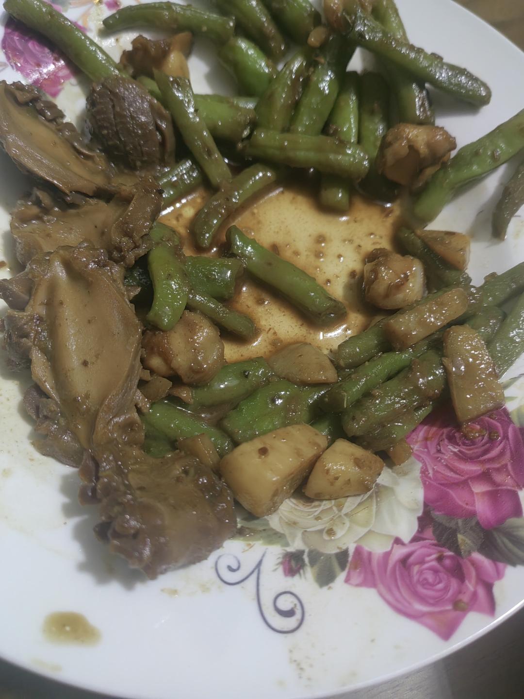 鸡脆骨鸡胗炒豆角